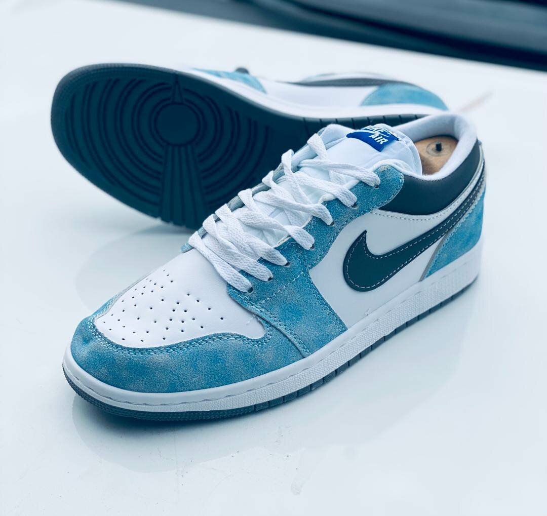 Baskets basses en cuir bleu