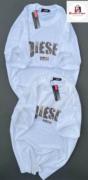 T-shirt blanc à motif