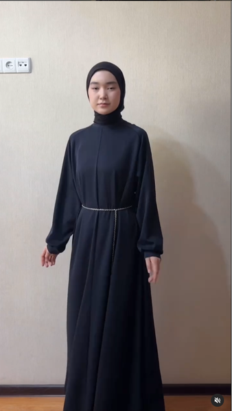 Синее длинное платье 