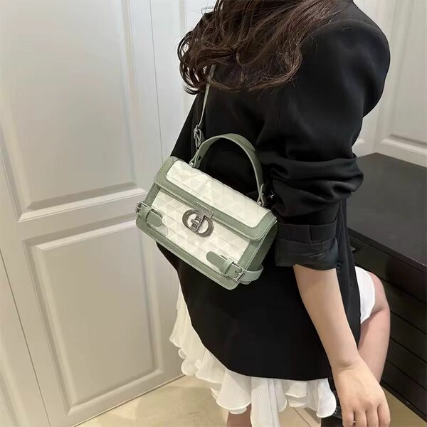 Sac à main élégant en cuir