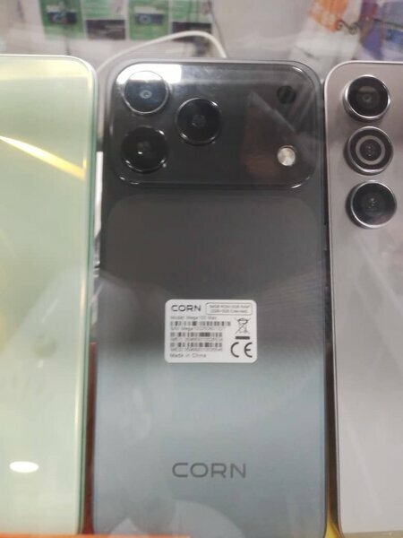 Smartphone CORN neuf