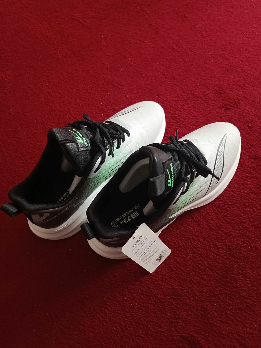 Кроссовки Warrior