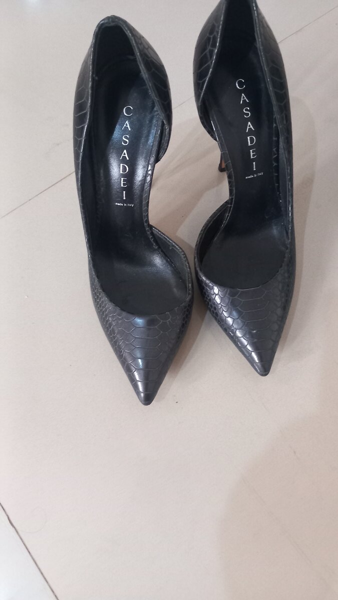 Genuine Casadei heels
