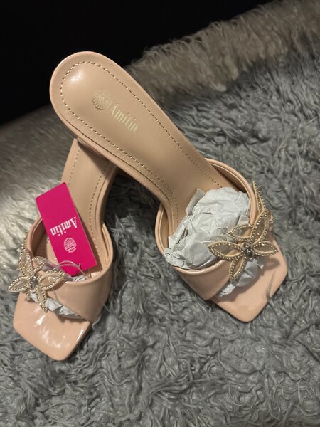 Sandales à talons élégantes