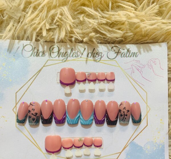 Press nail 3 D Main+pieds