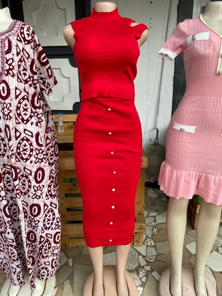 Robe rouge élégante