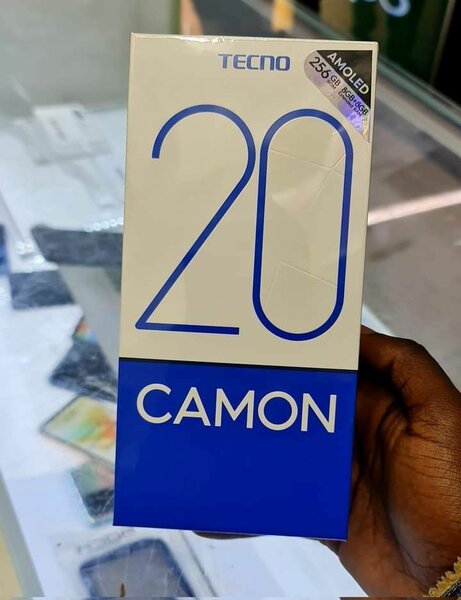 Tecno Camon 20 - Smartphone AMOLED