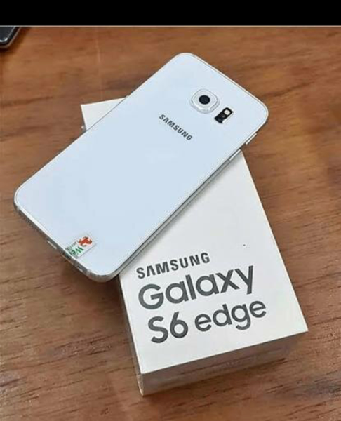 Samsung Galaxy S6 Edge Blanc