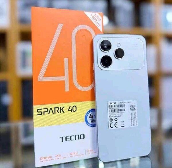 Smartphone Tecno Spark 40