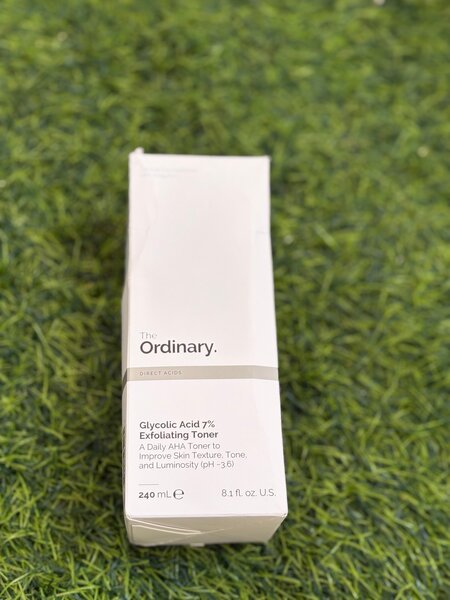 Toner à l'acide glycolique