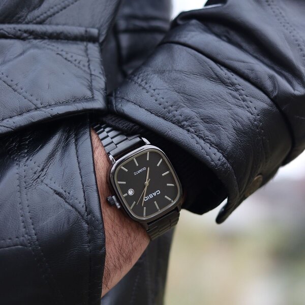 Montre homme CASIO noir