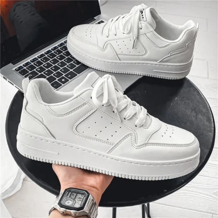 Chaussures de sport en cuir blanc