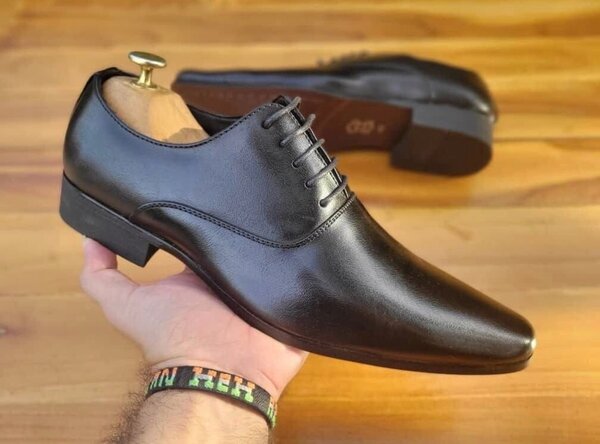 Chaussures habillées en cuir pour homme
