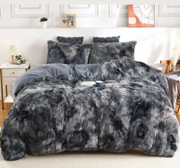 Fluffy duvet set