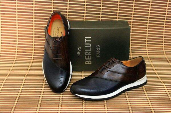 CHAUSSURE MOCASSIN  BERLUTI DE QUALITÉ ET ORIGINALE