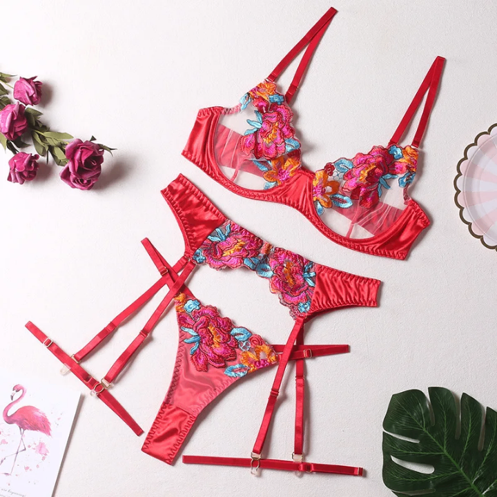 Ensemble lingerie rouge floral