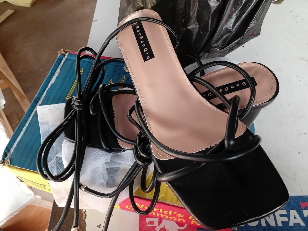 Cross your leg heels