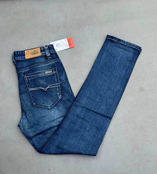 Jeans droits homme en denim