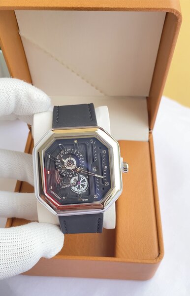 Forecast leather Watch