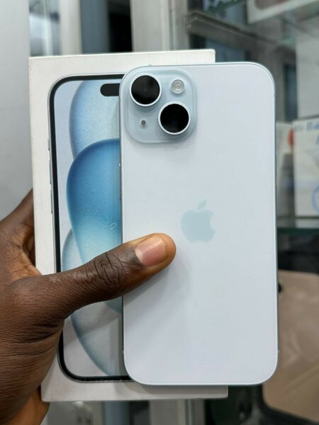 iPhone 15 128 giga CE