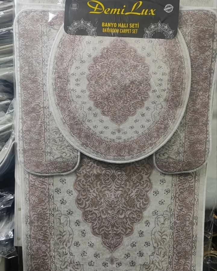 3 pieces Bath Mat set. Very soft and absorbent