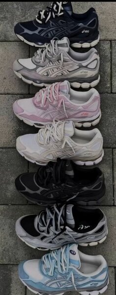 Chaussures de sport ASICS femme