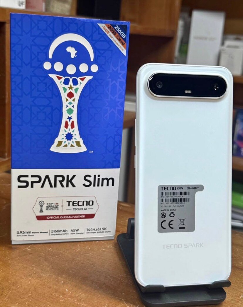 Tecno Spark Slim - Smartphone