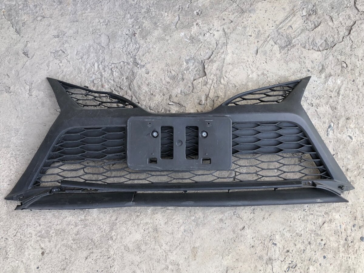 РЕЩЕТКА РАДИАТОРА