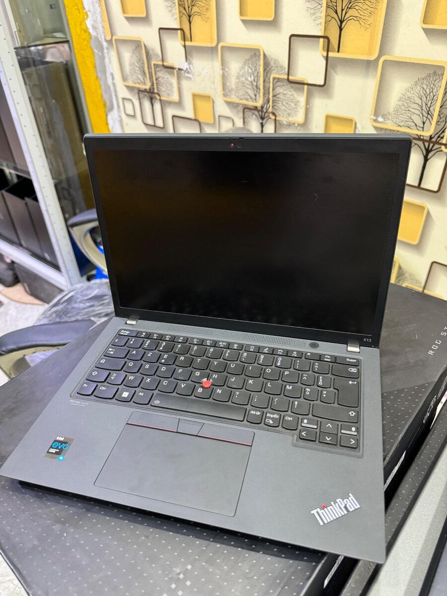 LENOVO L14