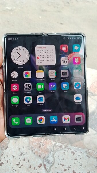 Smartphone pliable avec stylet