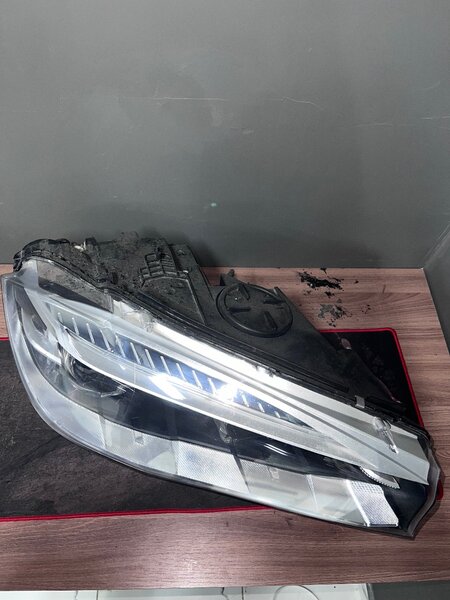 Фары от BMW X5 f15