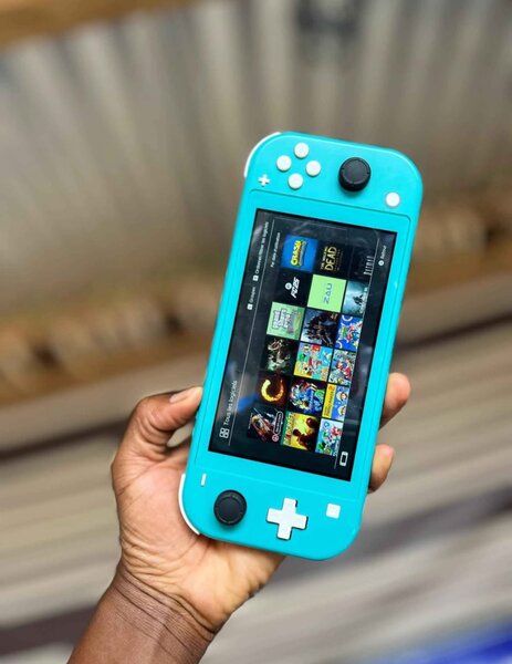 Nintendo Switch Lite vert