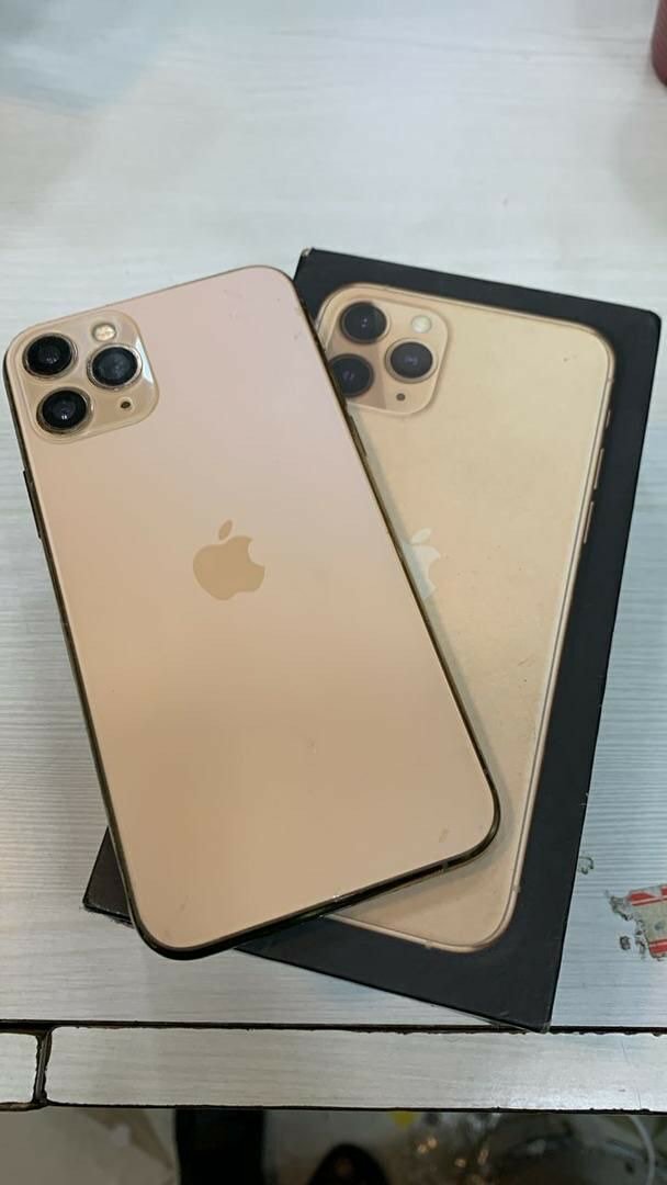 iPhone 11 Pro 64go quasi neuf