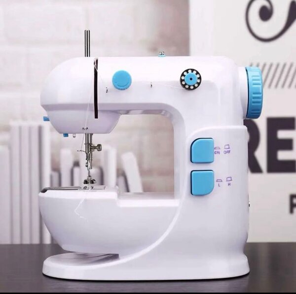 Machine à Coudre Portable Mini Machine à Coudre Pédales à De