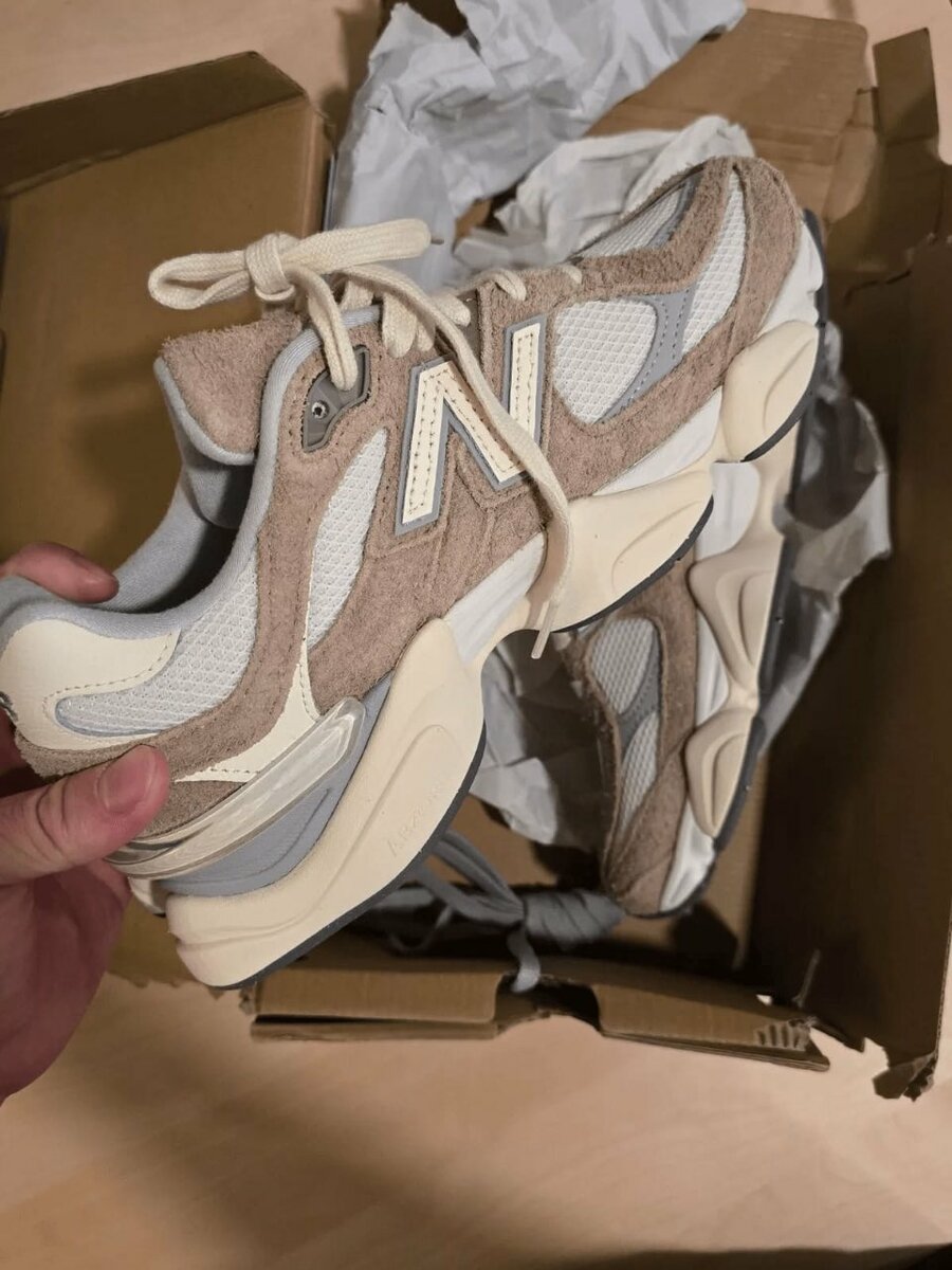 New balance 9060 beige