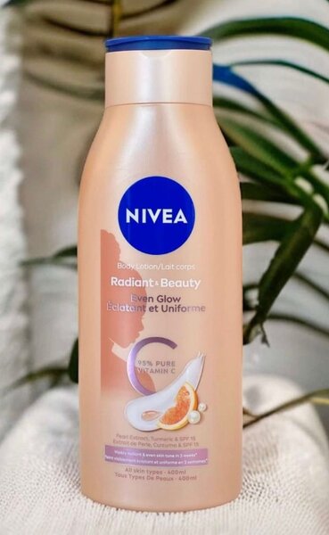 Lotion NIVEA Radiant Glow