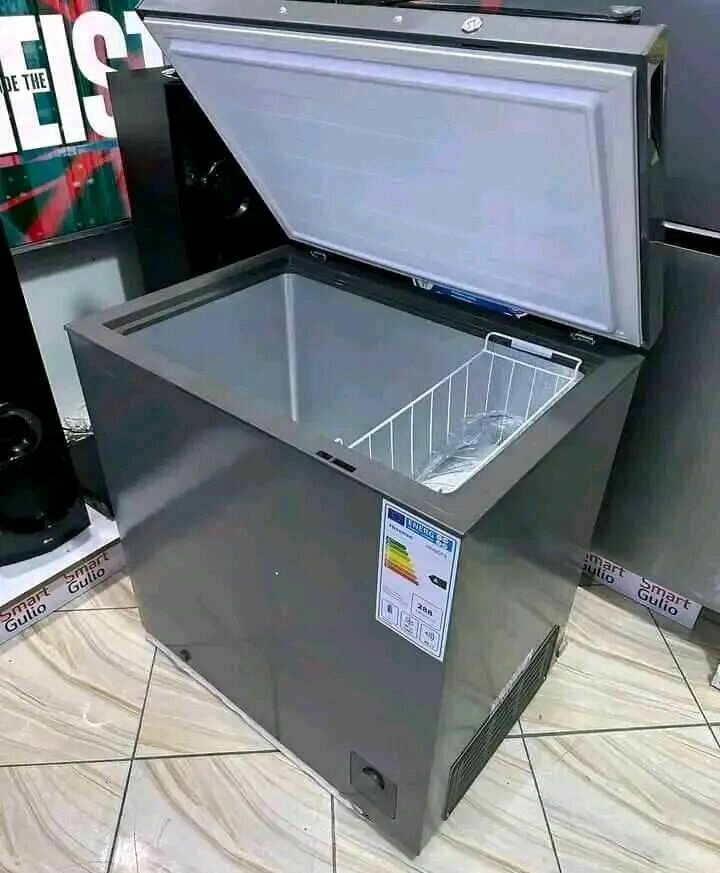 Grande congélateur coffre