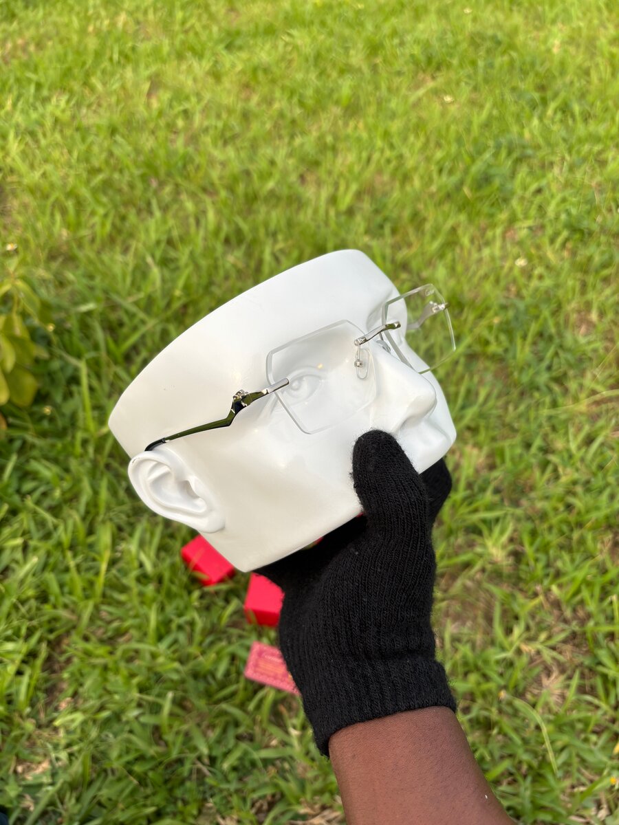 Lunette Cartier+ coffret