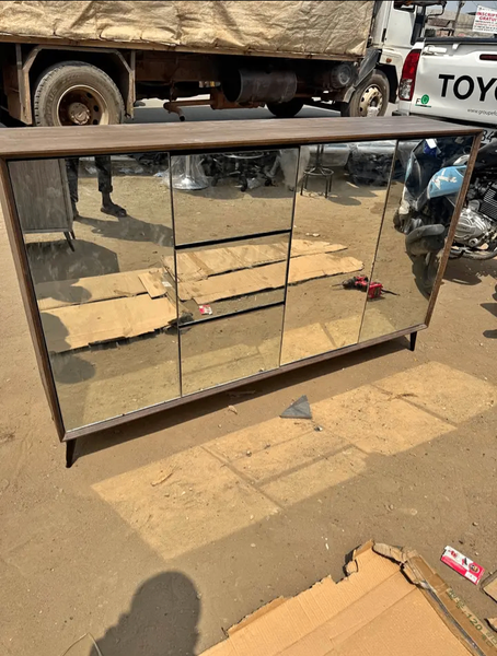 Armoire avec miroir - Meuble de rangement moderne