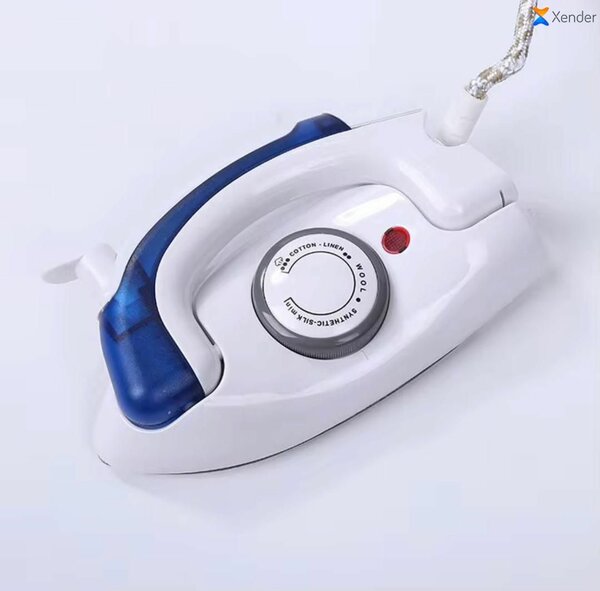 Fer à repasser de voyage compact