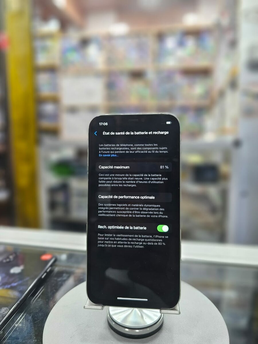 Apple iPhone 12 64Go Reconditionné