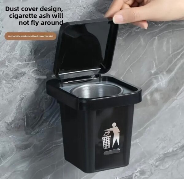 Cendrier mural compact