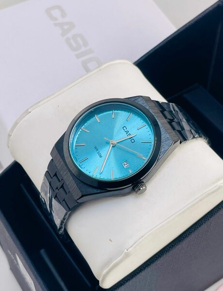 Montre CASIO Vintage Élégante