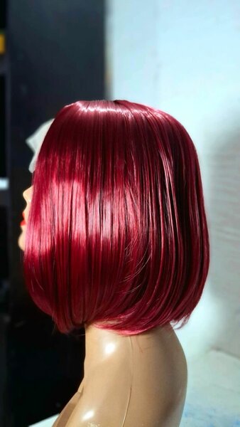 Perruque carré rouge éclatant