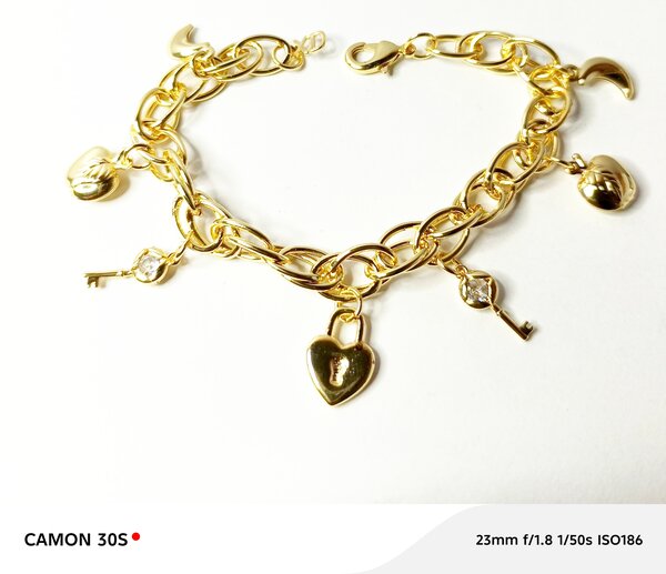 Bracelet charmant en or