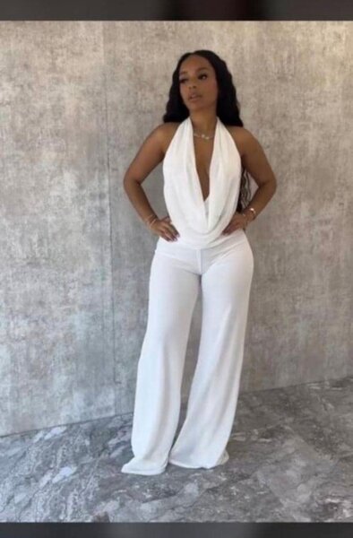 Combinaison élégante blanche