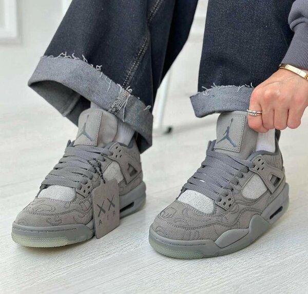 AIR JORDAN 4 XX