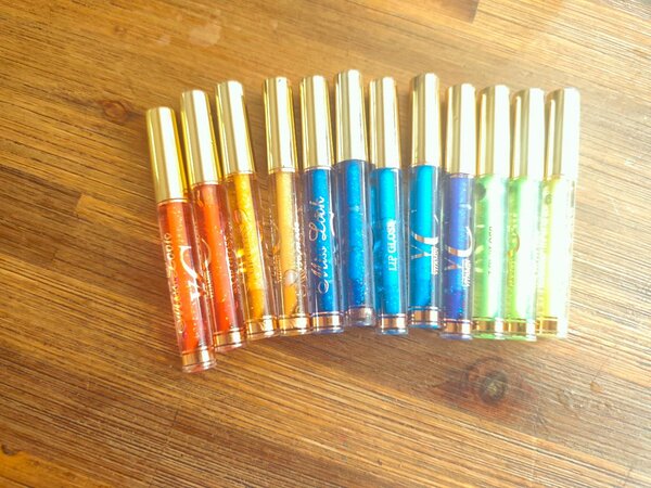 Vibrant Glitter Lip Gloss Set