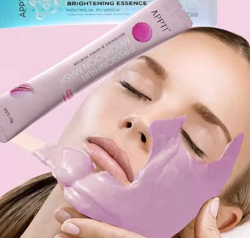Macaroon facial mask