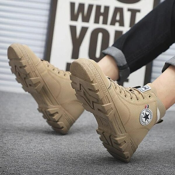 Chaussures style militaire
